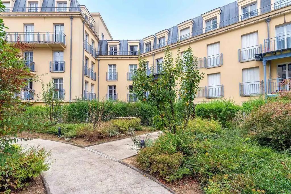 Milly Apartment Next To Disneyland Bmyguest Chessy  Zewnętrze zdjęcie